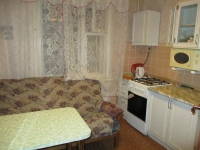 2-комнатная квартира посуточно Нижнекамск, Шинников, 7: Фотография 3