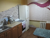 2-комнатная квартира посуточно Нижнекамск, Баки Урманче, 33: Фотография 2