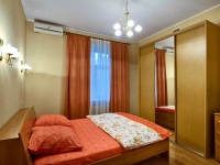 2-комнатная квартира посуточно Москва, Шарикоподшипниковская, 24: Фотография 2