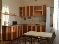 1-комнатная квартира посуточно Магнитогорск, Завенягина, 10: Фотография 3
