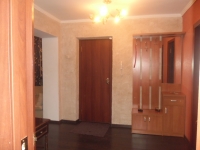3-комнатная квартира посуточно Усть-Каменогорск, славского, 50: Фотография 3