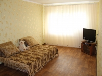 2-комнатная квартира посуточно Краснодар, Красных Партизан, 159: Фотография 4