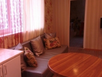 2-комнатная квартира посуточно Донецк, Челюскинцев, 21: Фотография 5