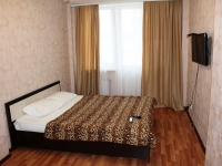 3-комнатная квартира посуточно Ханты-Мансийск, Энгельса, 60: Фотография 2