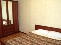 3-комнатная квартира посуточно Ханты-Мансийск, Энгельса, 60: Фотография 5