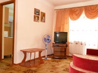2-комнатная квартира посуточно Новосибирск, Красный проспект, 59: Фотография 3
