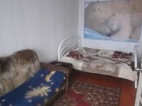 2-комнатная квартира посуточно Серов, ленина , 177: Фотография 3