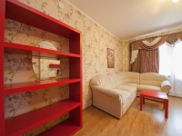 1-комнатная квартира посуточно Красноярск, 78 Добровольческой Бригады, 28 (2): Фотография 2