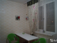2-комнатная квартира посуточно Краснодар, улица Аверкиева, 1: Фотография 3