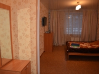 1-комнатная квартира посуточно Черногорск, улица Калинина, 12: Фотография 5