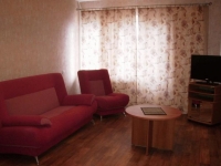 2-комнатная квартира посуточно Белово, Юности, 5: Фотография 2