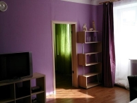 2-комнатная квартира посуточно Белово, Железнодорожная, 32: Фотография 2