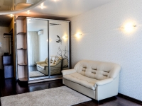 1-комнатная квартира посуточно Новосибирск, Серебряные ключи, 4: Фотография 3