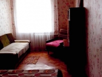 2-комнатная квартира посуточно Евпатория,  Некрасова, 55: Фотография 2
