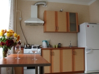 1-комнатная квартира посуточно Новочеркасск, ул. Первомайская, 97: Фотография 4