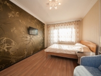 1-комнатная квартира посуточно Красноярск, Урицкого, 108: Фотография 2