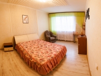 2-комнатная квартира посуточно Тюмень, Харьковская, 27: Фотография 4
