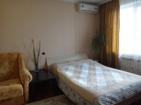 1-комнатная квартира посуточно Саратов, Кутякова , 110/116: Фотография 2