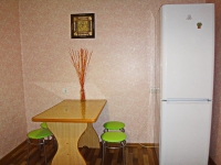 3-комнатная квартира посуточно Саратов, Рахова, 169/171: Фотография 6