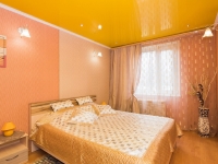 2-комнатная квартира посуточно Екатеринбург, улица Чкалова, 119: Фотография 3