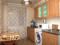 2-комнатная квартира посуточно Новосибирск, урицкого, 37: Фотография 3