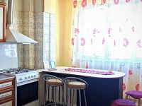 2-комнатная квартира посуточно Краснодар, Ленина, 70: Фотография 4