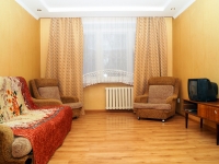 2-комнатная квартира посуточно Ульяновск, Карсунская, 1: Фотография 2