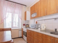 1-комнатная квартира посуточно Тобольск, 8 микрорайон, 16: Фотография 5