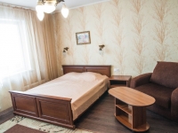 1-комнатная квартира посуточно Екатеринбург, Челюскинцев, 21: Фотография 3
