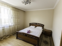 2-комнатная квартира посуточно Алматы, Бальзака , 8Д (03): Фотография 2