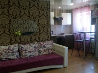 2-комнатная квартира посуточно Воркута, Ленина, 28: Фотография 2
