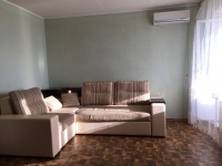 3-комнатная квартира посуточно Астрахань, Савушкина, 23: Фотография 7