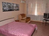 1-комнатная квартира посуточно Белгород, Щорса , 45к: Фотография 6