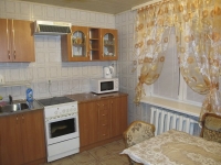 2-комнатная квартира посуточно Псков, Ленина, 7: Фотография 4