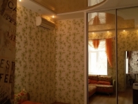 1-комнатная квартира посуточно Симферополь, Кирова , 36: Фотография 3
