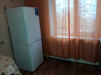 2-комнатная квартира посуточно Тольятти, Татищева, 3: Фотография 4