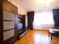2-комнатная квартира посуточно Красноярск, Алексеева, 27: Фотография 2