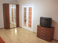 1-комнатная квартира посуточно Кемерово, пр-т. Ленина, 86: Фотография 2