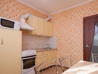 2-комнатная квартира посуточно Екатеринбург, 8 марта, 61: Фотография 7