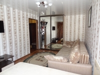 1-комнатная квартира посуточно Красноярск, Вавилова, 94: Фотография 2
