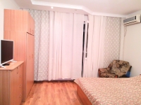 1-комнатная квартира посуточно Краснодар, Базовская Дамба, 8: Фотография 4
