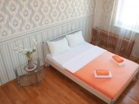 2-комнатная квартира посуточно Челябинск, Марченко, 37: Фотография 6