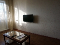 2-комнатная квартира посуточно Барнаул, Cтроителей, 35: Фотография 2
