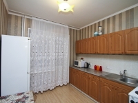 2-комнатная квартира посуточно Сургут, Ленина, 68: Фотография 8