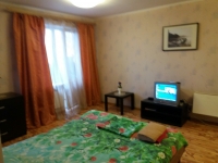 1-комнатная квартира посуточно Екатеринбург, союзная, 2: Фотография 3