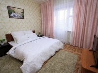 3-комнатная квартира посуточно Красноярск, 78 Добровольческой бригады , 34: Фотография 2