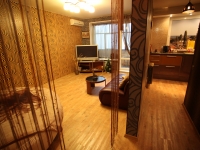 1-комнатная квартира посуточно Тольятти, Степана Разина , 18: Фотография 6