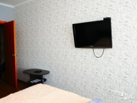 1-комнатная квартира посуточно Тюмень, Николая Зелинского, 5: Фотография 2