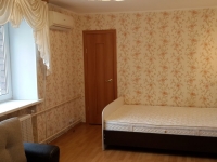 1-комнатная квартира посуточно Ярославль, Ленина проспект, 36а: Фотография 2