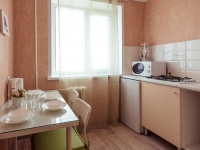 2-комнатная квартира посуточно Тольятти, Комсомольская ул., 44: Фотография 5